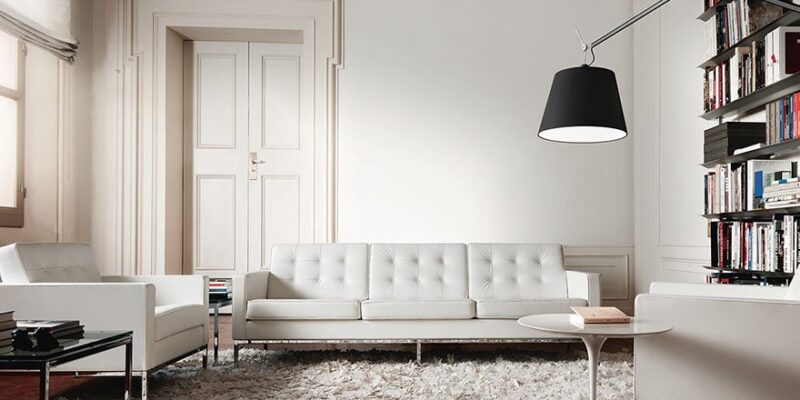 Spotlight: Florence Knoll Sofa