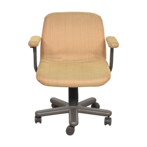 shop Knoll Post Modern Swivel Desk Chair  Knoll
