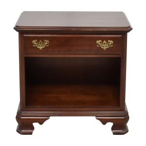 Ethan Allen Georgian Court Open Nightstand   / Tables